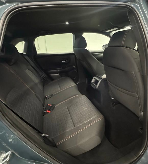Used 2023 Honda HR-V Sport image 11