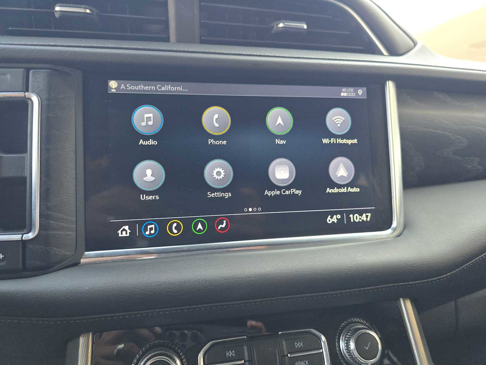 Used 2021 GMC Yukon Denali w/ Denali Premium Package AWD/4WD image 27