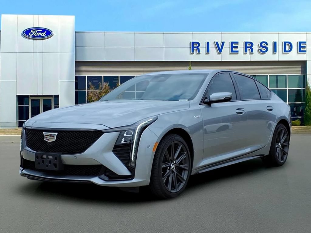 Used 2026 Cadillac CT5 V w/ Technology Package AWD/4WD image 3