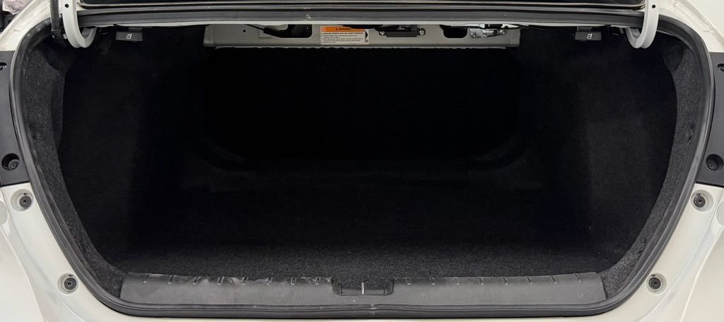 Used 2021 Honda Insight Touring image 27