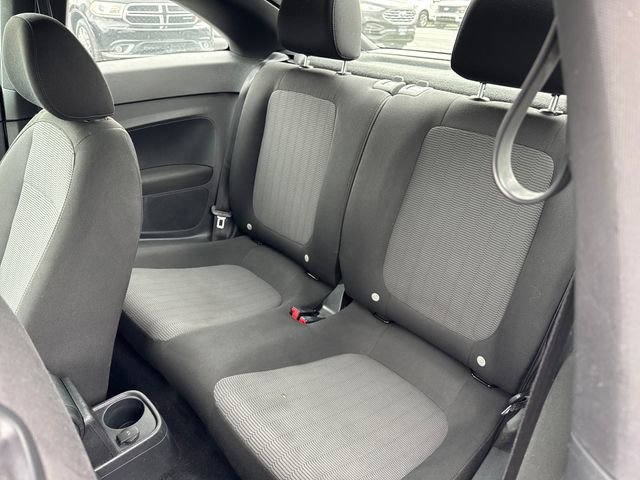 Used 2014 Volkswagen Beetle 1.8T FWD image 22