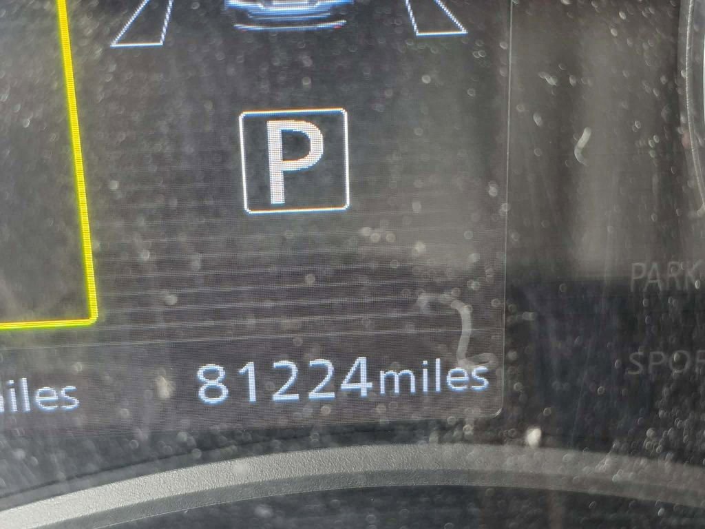 Used 2022 Nissan Kicks SV FWD image 2