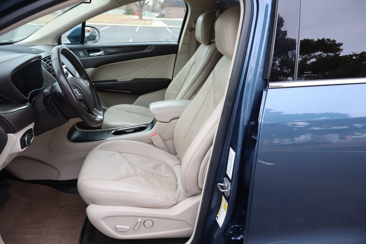 Used 2018 Lincoln MKC Reserve image 19