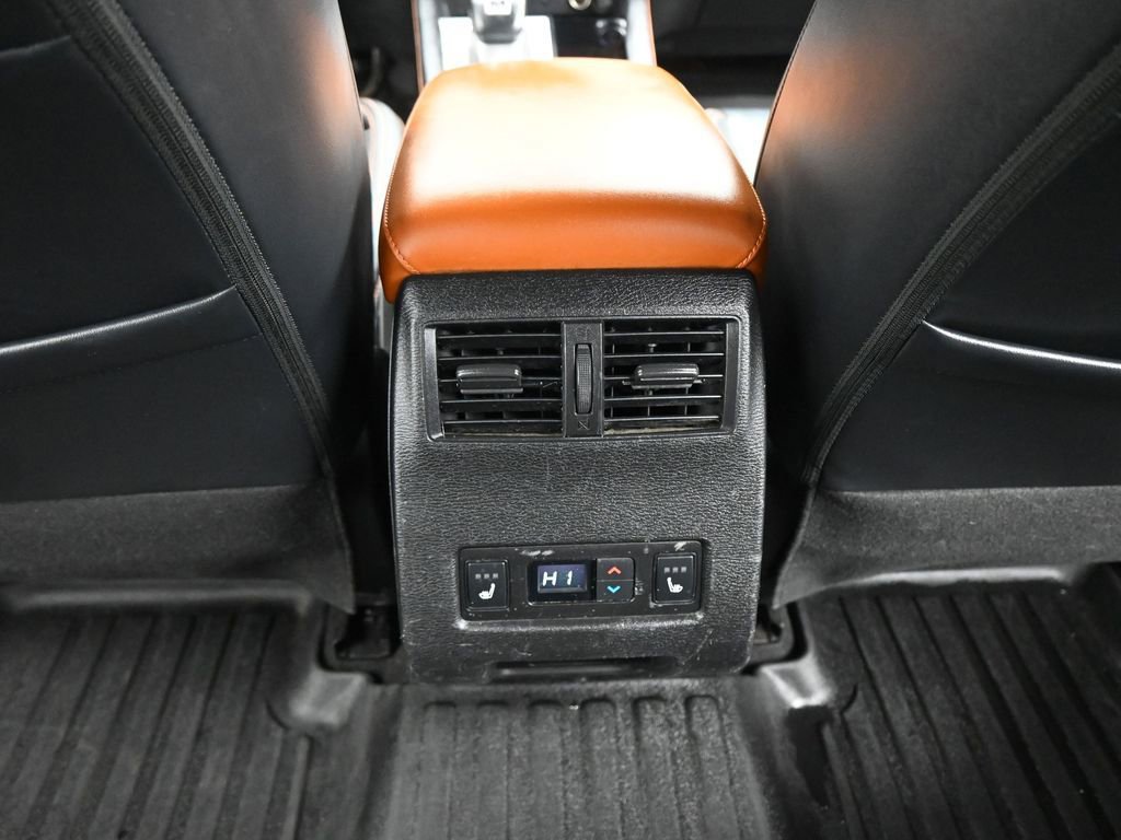 Used 2022 Mitsubishi Outlander SEL image 18