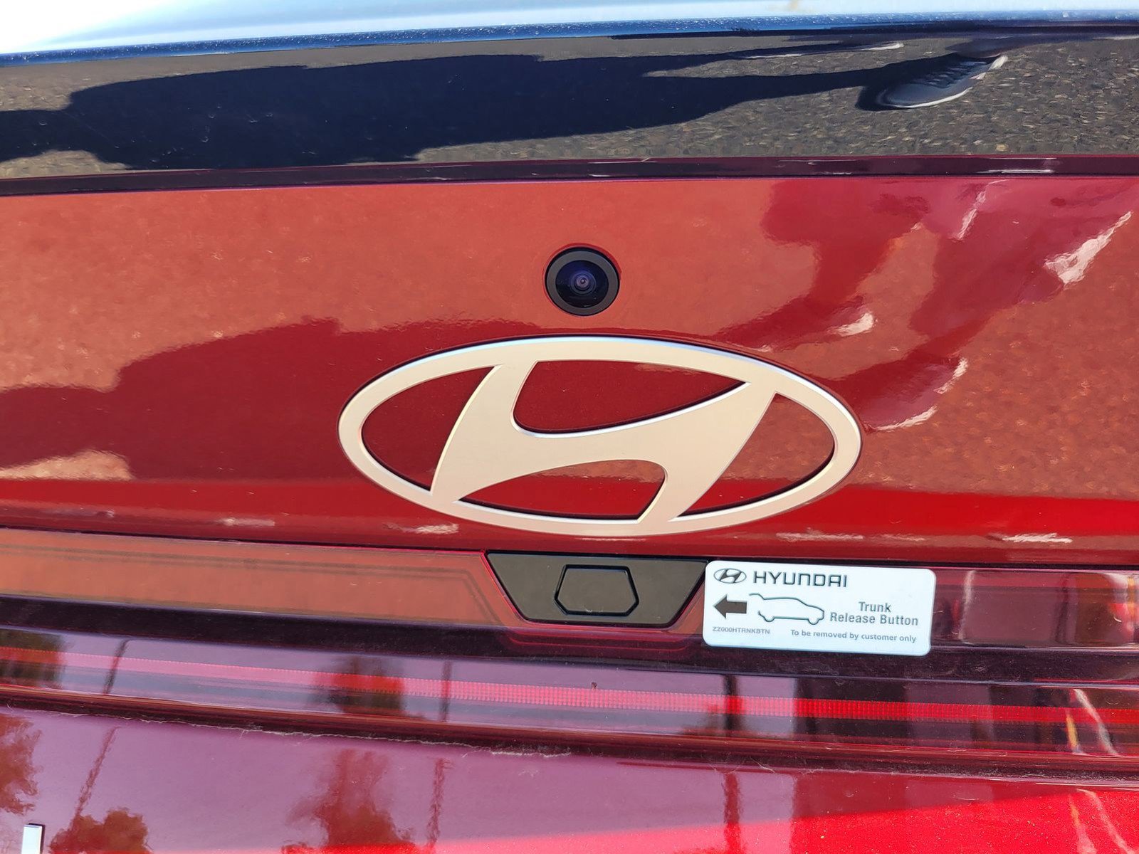 New 2025 Hyundai Elantra SEL image 12