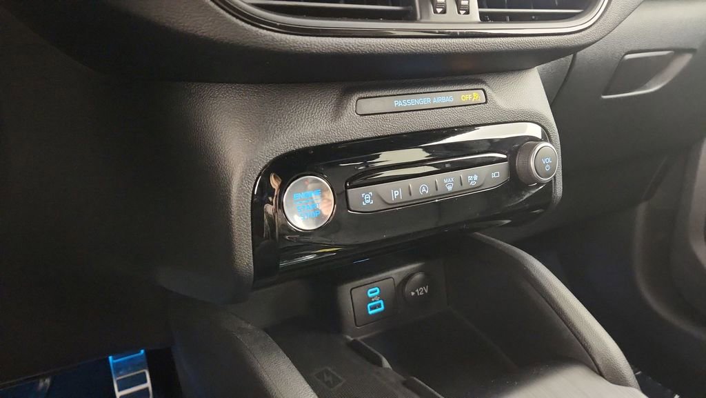 Used 2023 Ford Escape ST-Line Elite w/ Premium Technology Package image 23