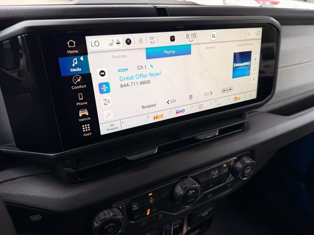 New 2026 Jeep Gladiator Sport image 24