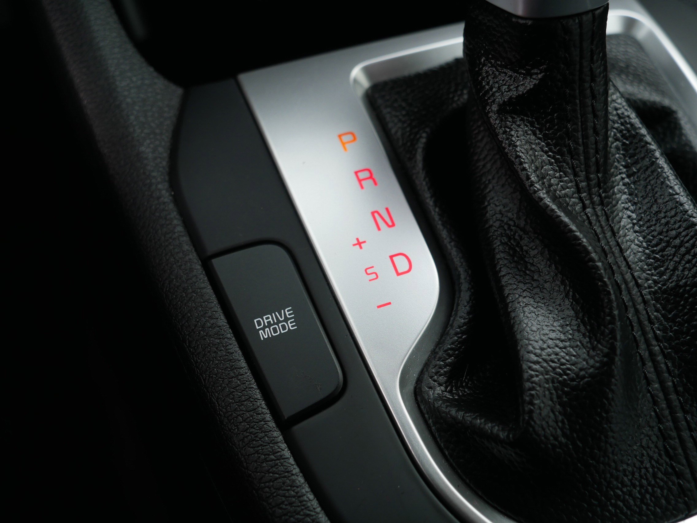 Certified 2023 Kia Forte LXS w/ LXS Technology Package FWD image 32