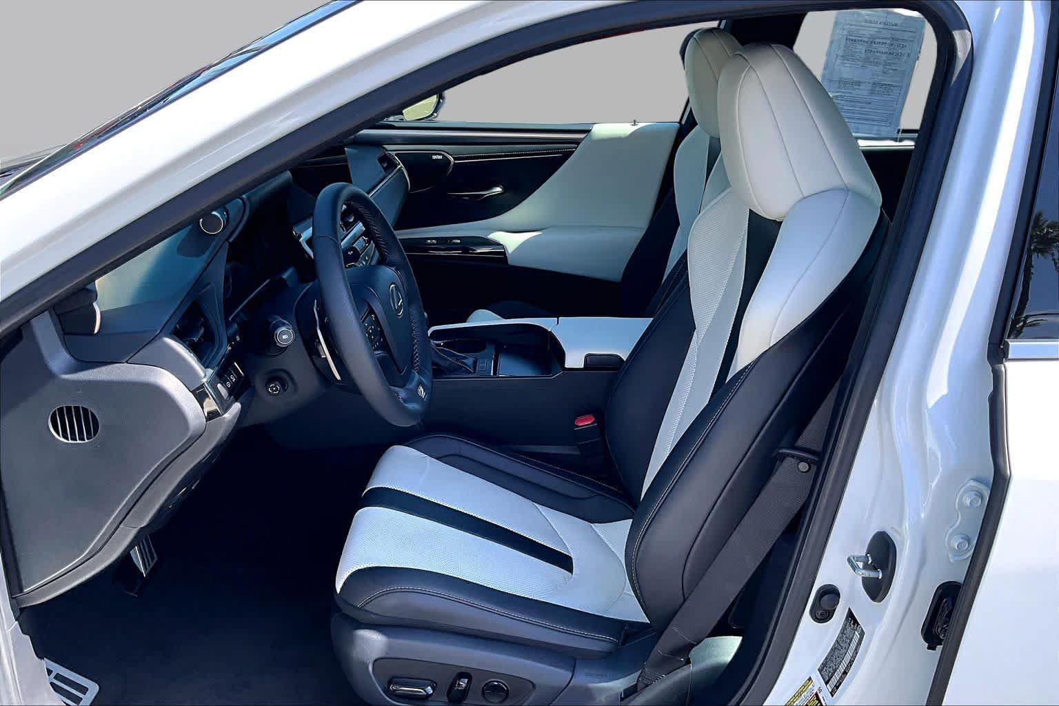 Certified 2024 Lexus ES 350 F Sport w/ Accessory Package (Z1) FWD image 7