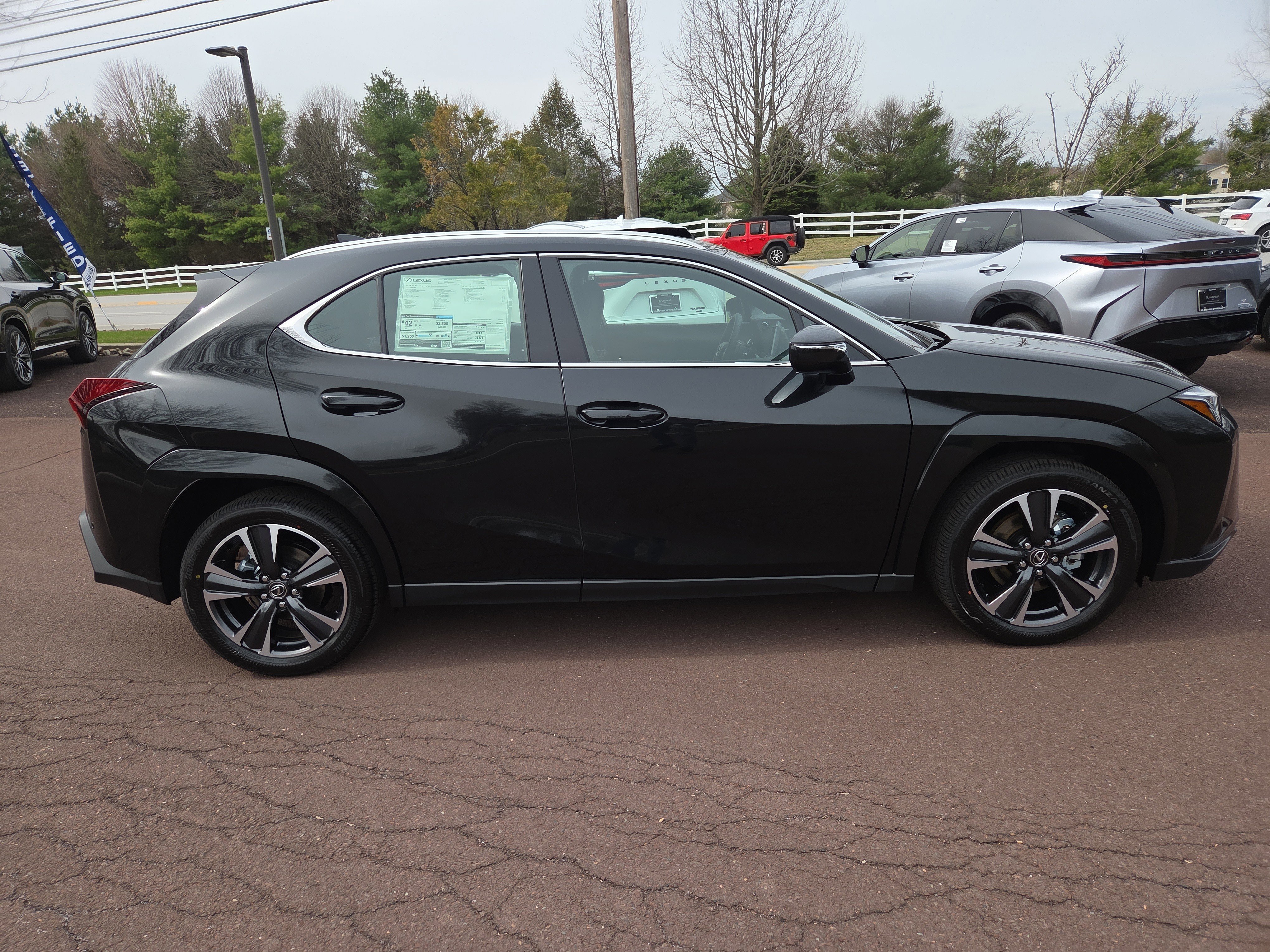 New 2026 Lexus UX 300h AWD image 2