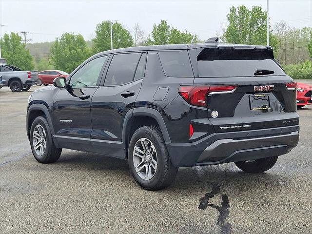 Used 2025 GMC Terrain Elevation AWD/4WD image 5