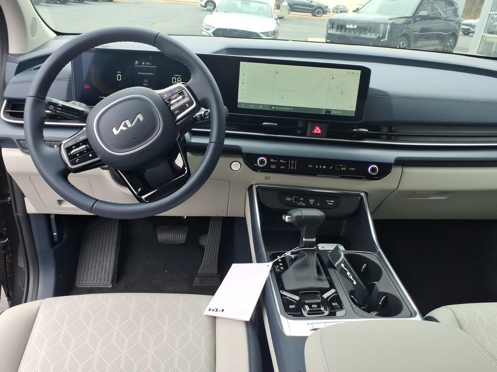 New 2026 Kia Carnival EX image 12