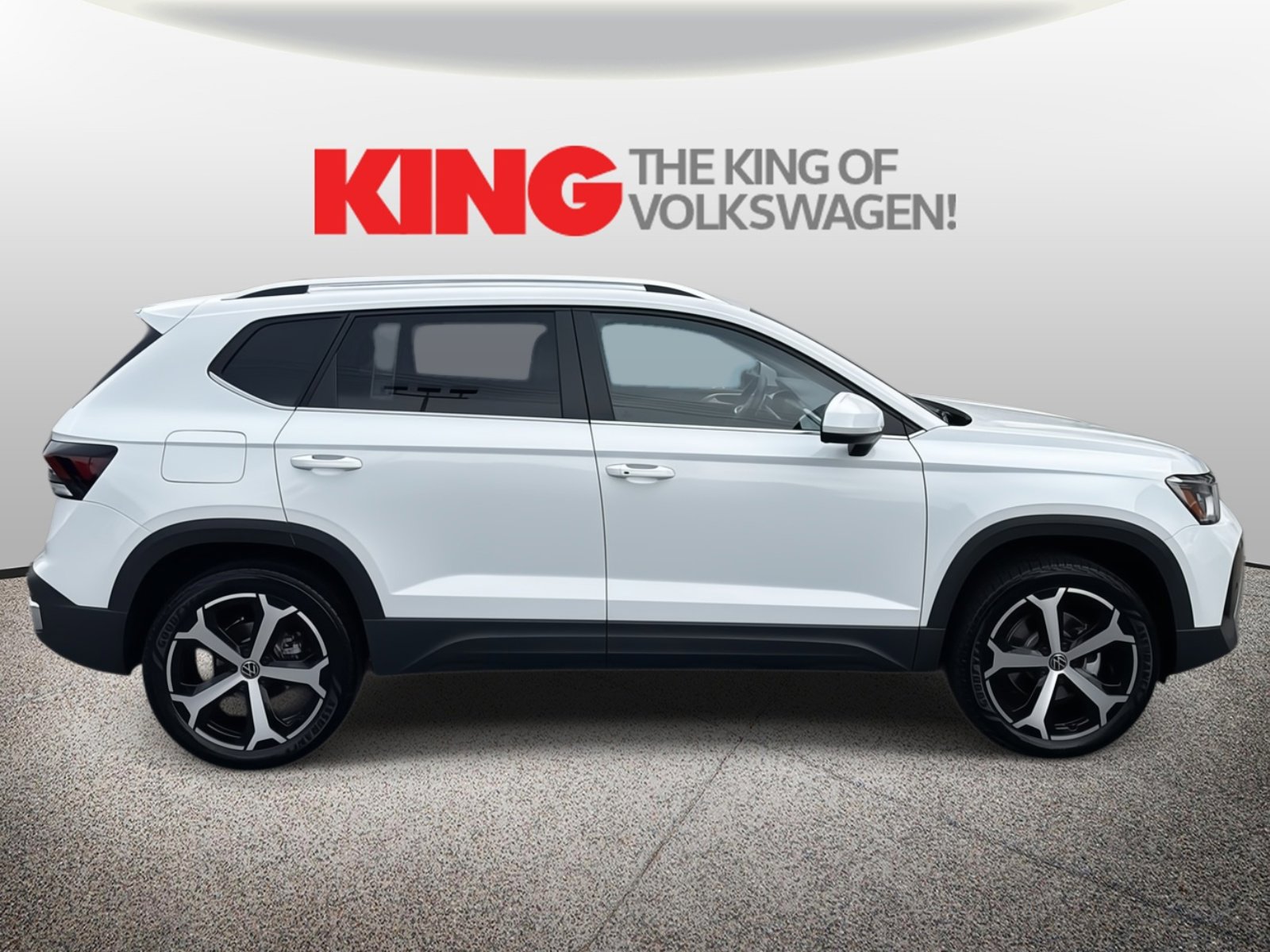 New 2025 Volkswagen Taos SEL video 2