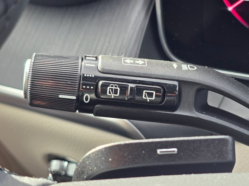 New 2026 Mercedes-Benz GLC 300 4MATIC image 38