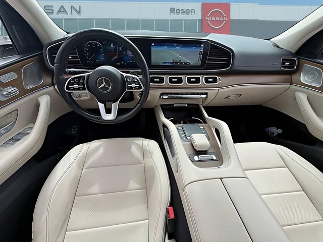 Used 2022 Mercedes-Benz GLS 450 4MATIC image 7