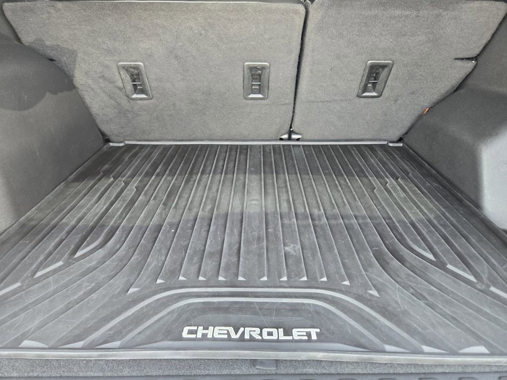 Used 2022 Chevrolet Equinox RS w/ RS Leather Package FWD image 31