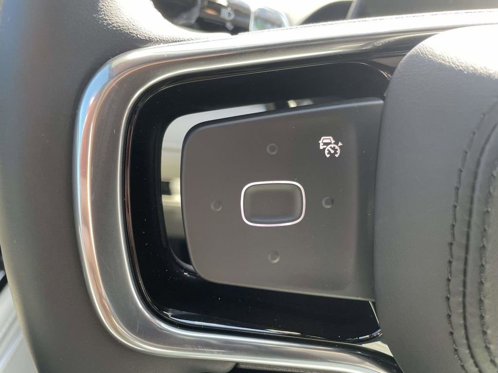 New 2026 Lincoln Nautilus Premier image 24