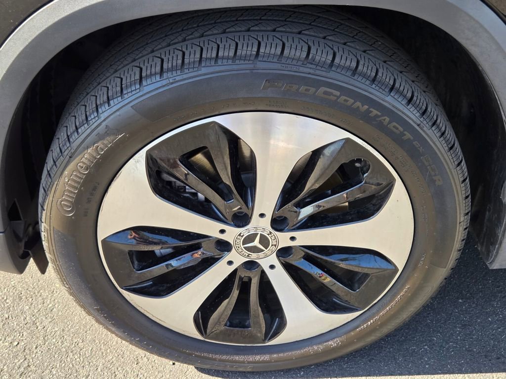 Used 2025 Mercedes-Benz GLA 250 image 9