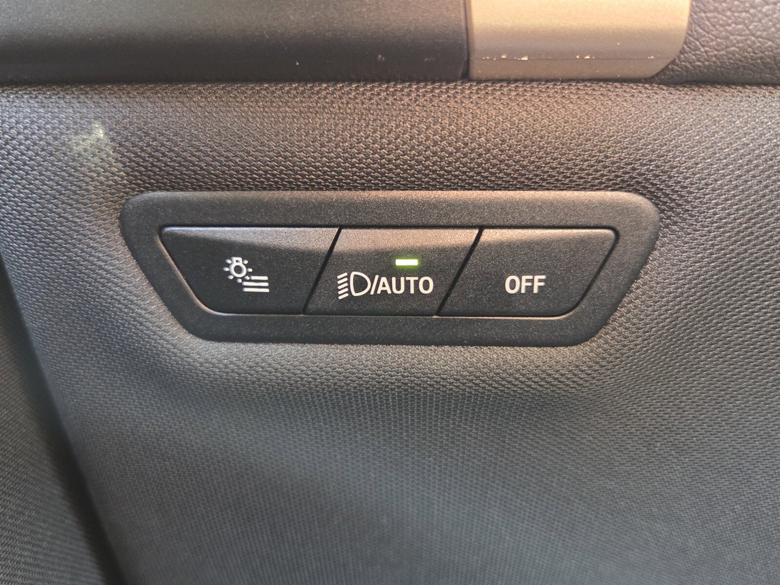 Used 2025 BMW iX xDrive50 image 21