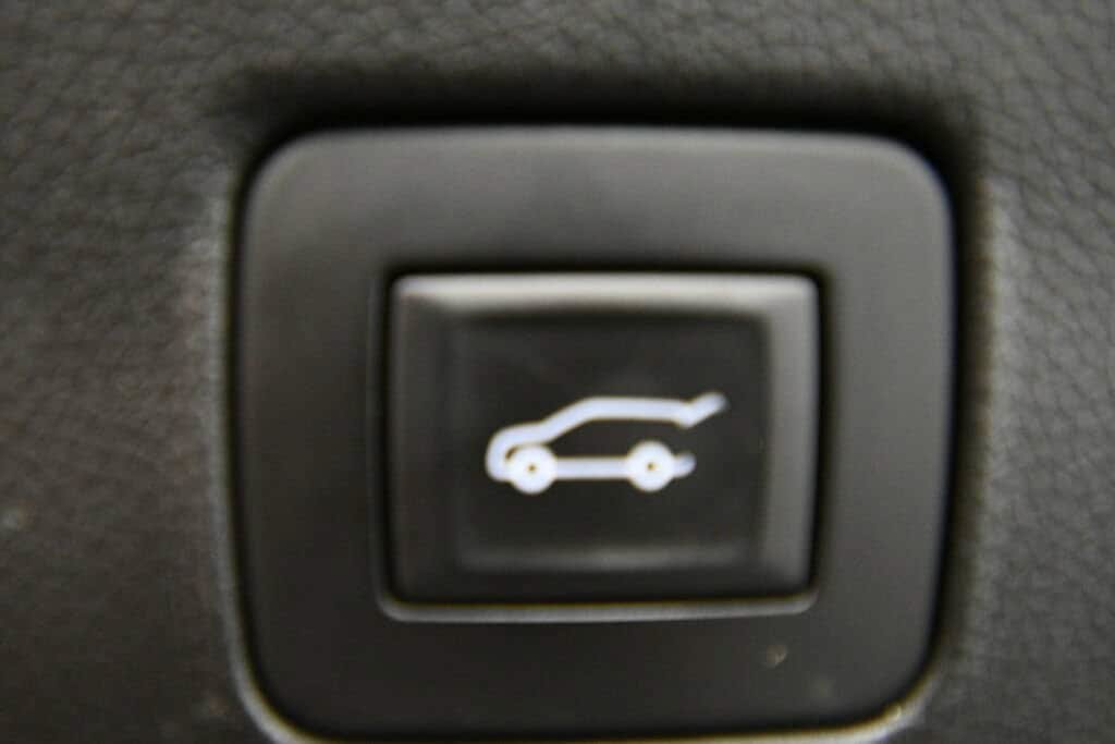 Used 2024 Chevrolet TrailBlazer ACTIV w/ Convenience Package AWD/4WD image 22