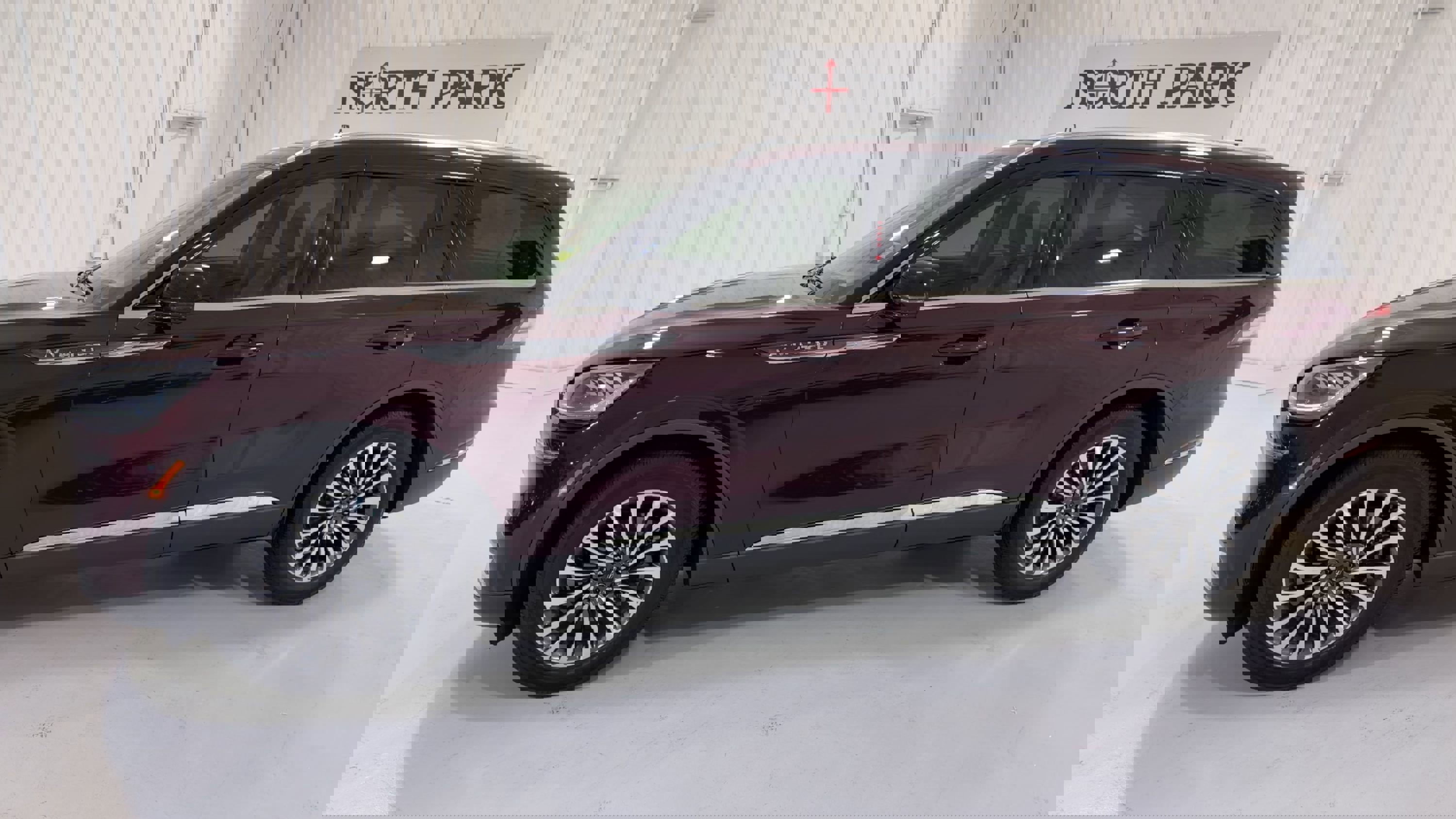 Used 2022 Lincoln Aviator Reserve image 6