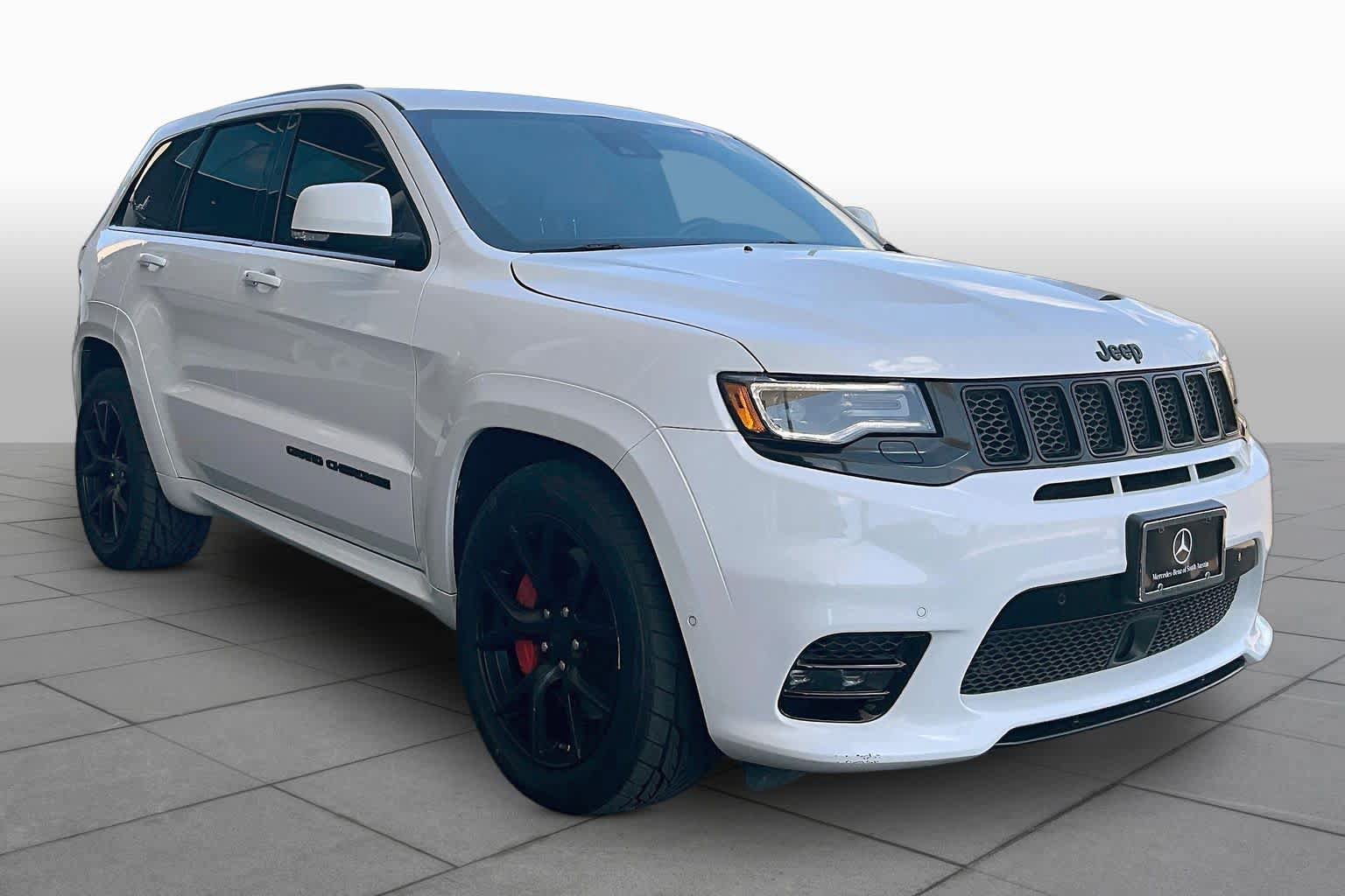 Used 2018 Jeep Grand Cherokee SRT AWD/4WD image 3