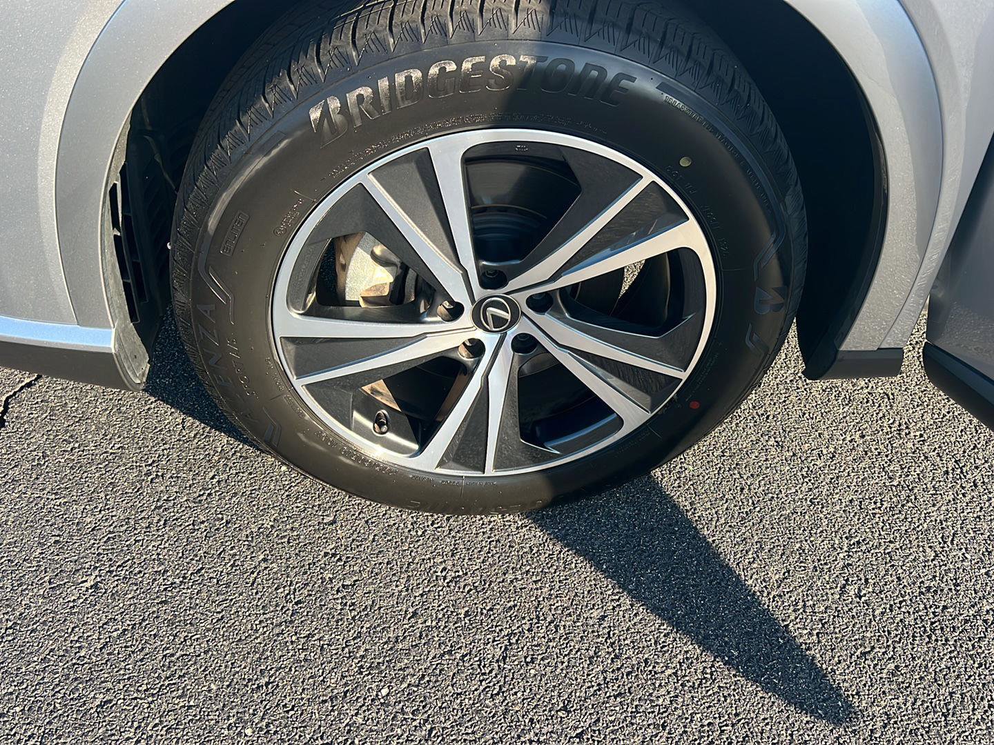 Certified 2025 Lexus RX 350 Premium w/ Accessory Package (Z1) image 37