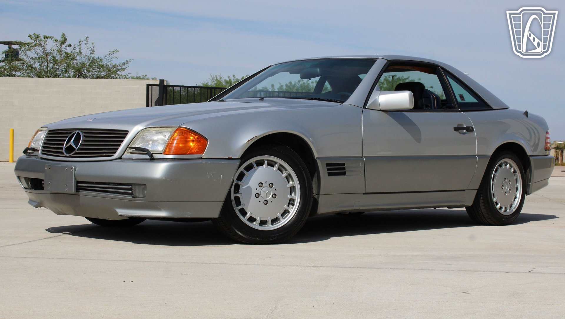 Used 1992 Mercedes-Benz 500 SL image 2