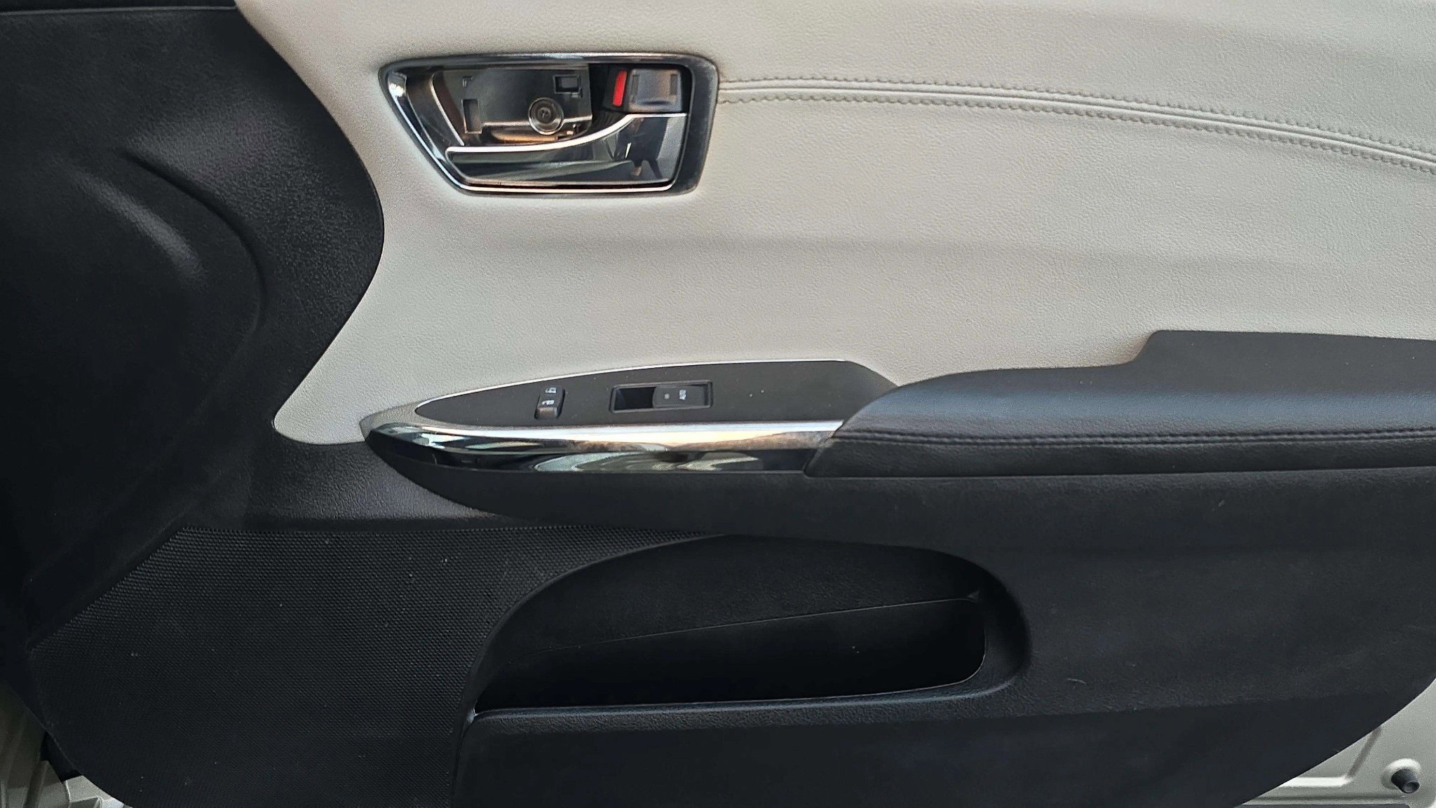 Used 2018 Toyota Avalon XLE Premium image 53