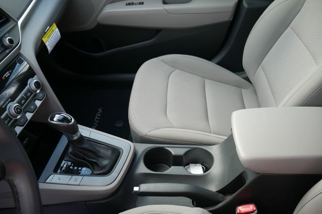 Used 2020 Hyundai Elantra Value Edition image 25