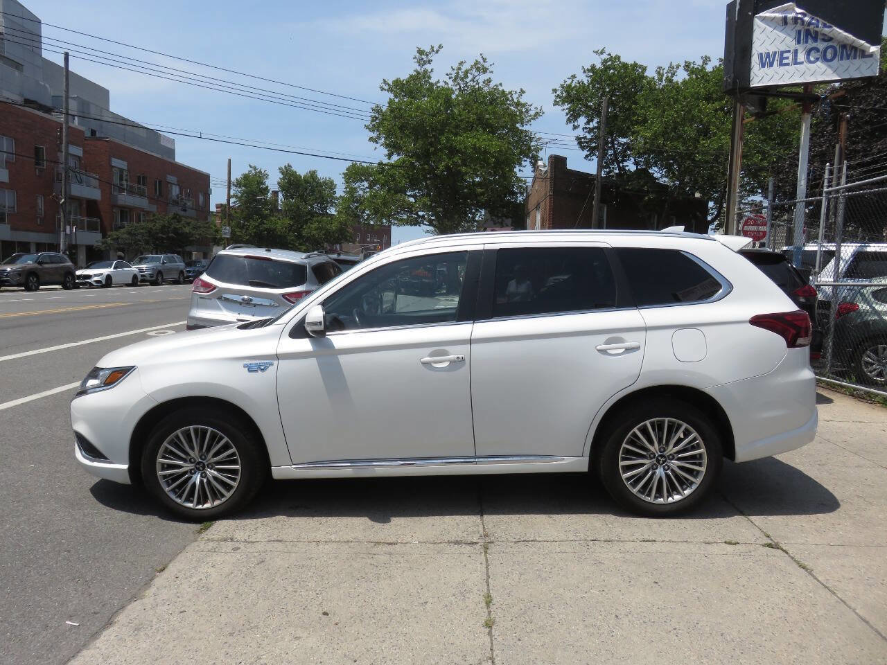Used 2020 Mitsubishi Outlander SEL image 6