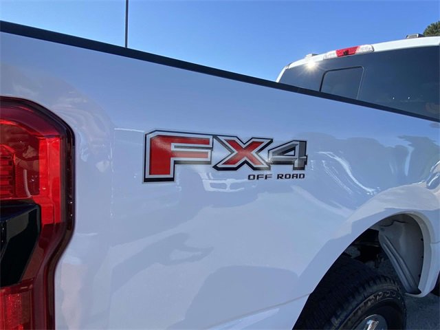 New 2026 Ford F350 4x4 Crew Cab Super Duty image 4