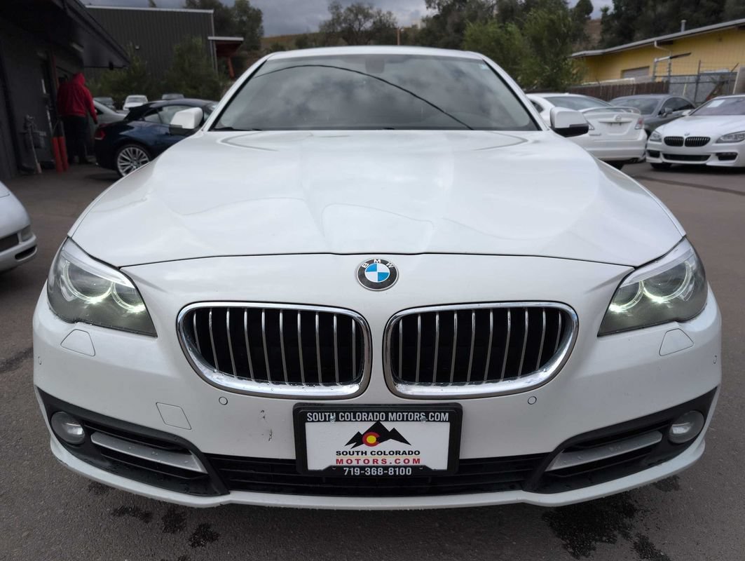 Used 2015 BMW 528i xDrive Sedan AWD/4WD image 2