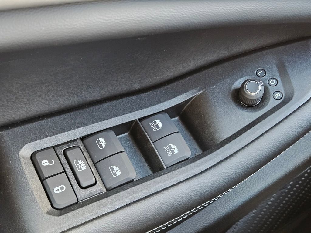 New 2025 Jeep Grand Cherokee Limited image 17