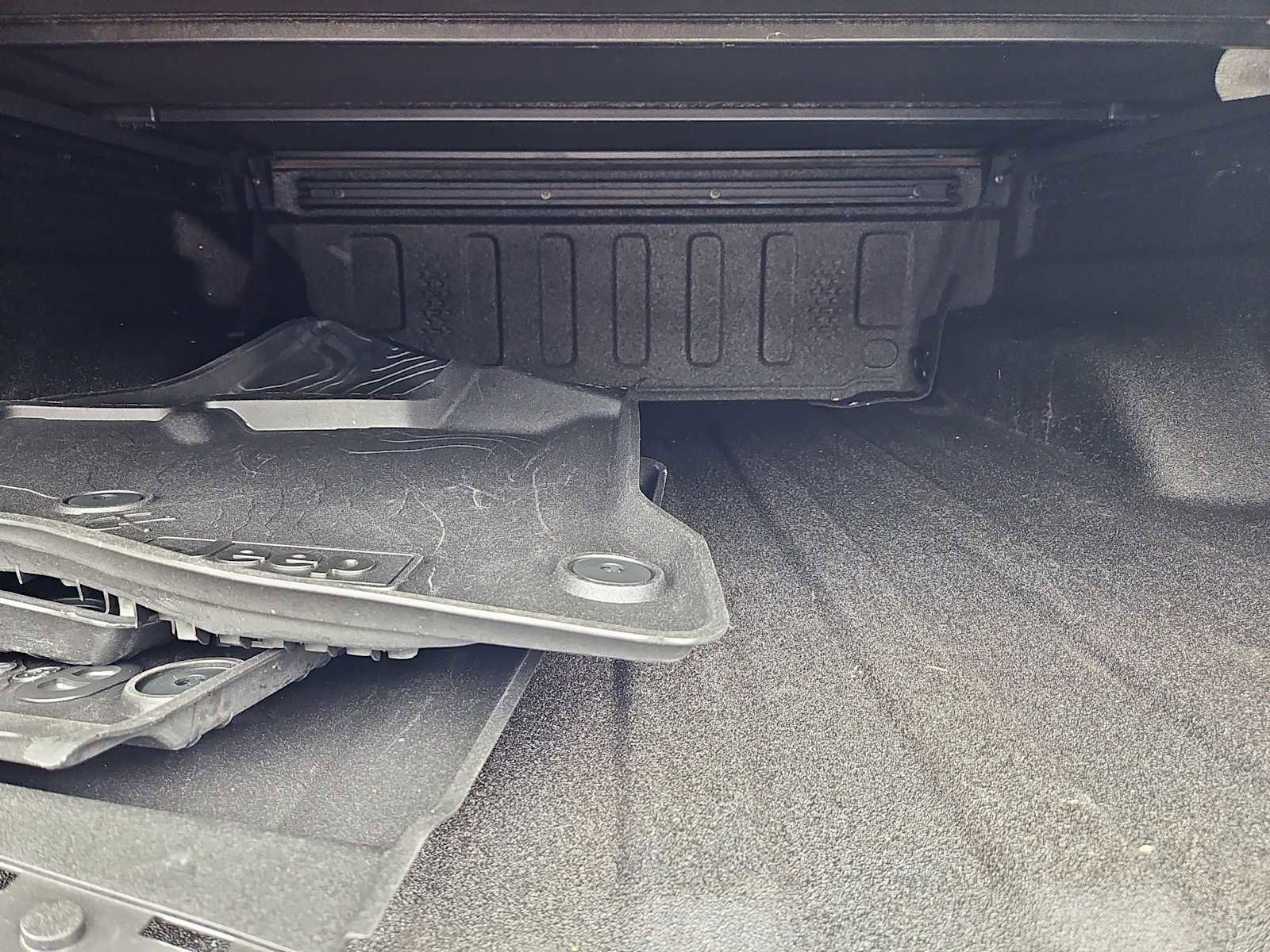 Used 2021 Jeep Gladiator Overland AWD/4WD image 34