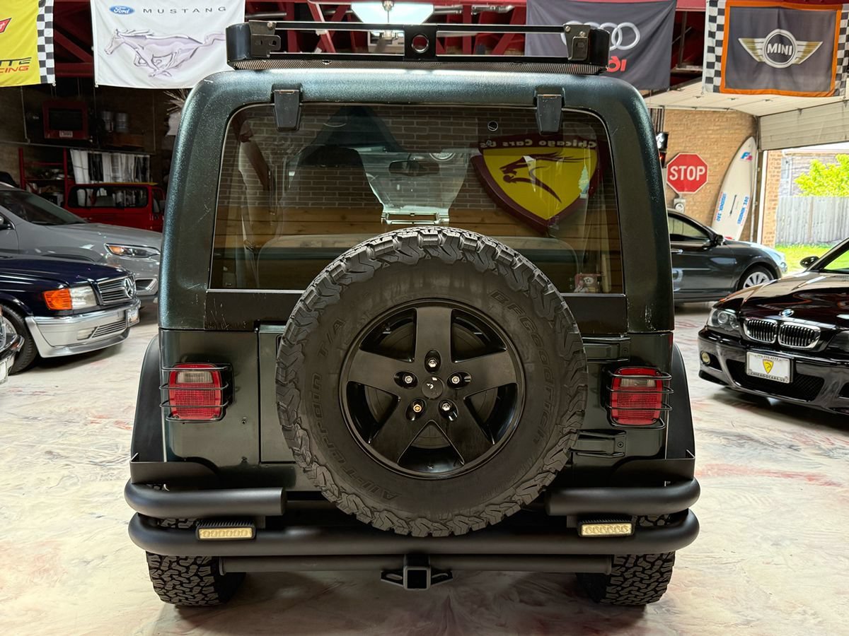 Used 2003 Jeep Wrangler Sahara AWD/4WD image 5