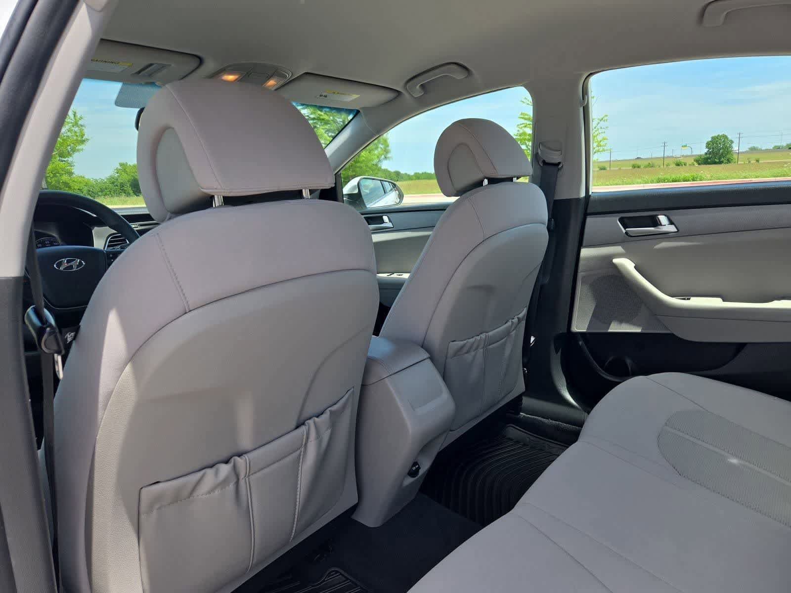 Used 2017 Hyundai Sonata SE FWD image 16