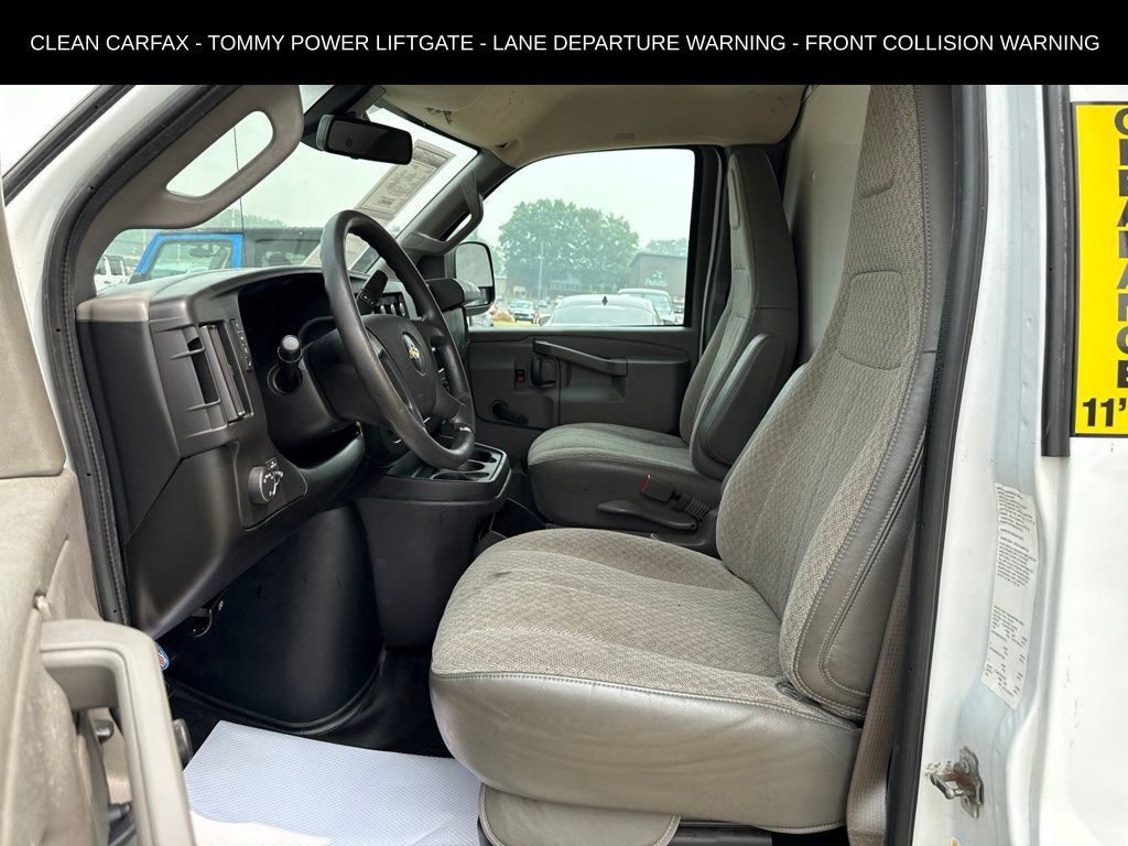 Used 2021 Chevrolet Express 3500 RWD image 23