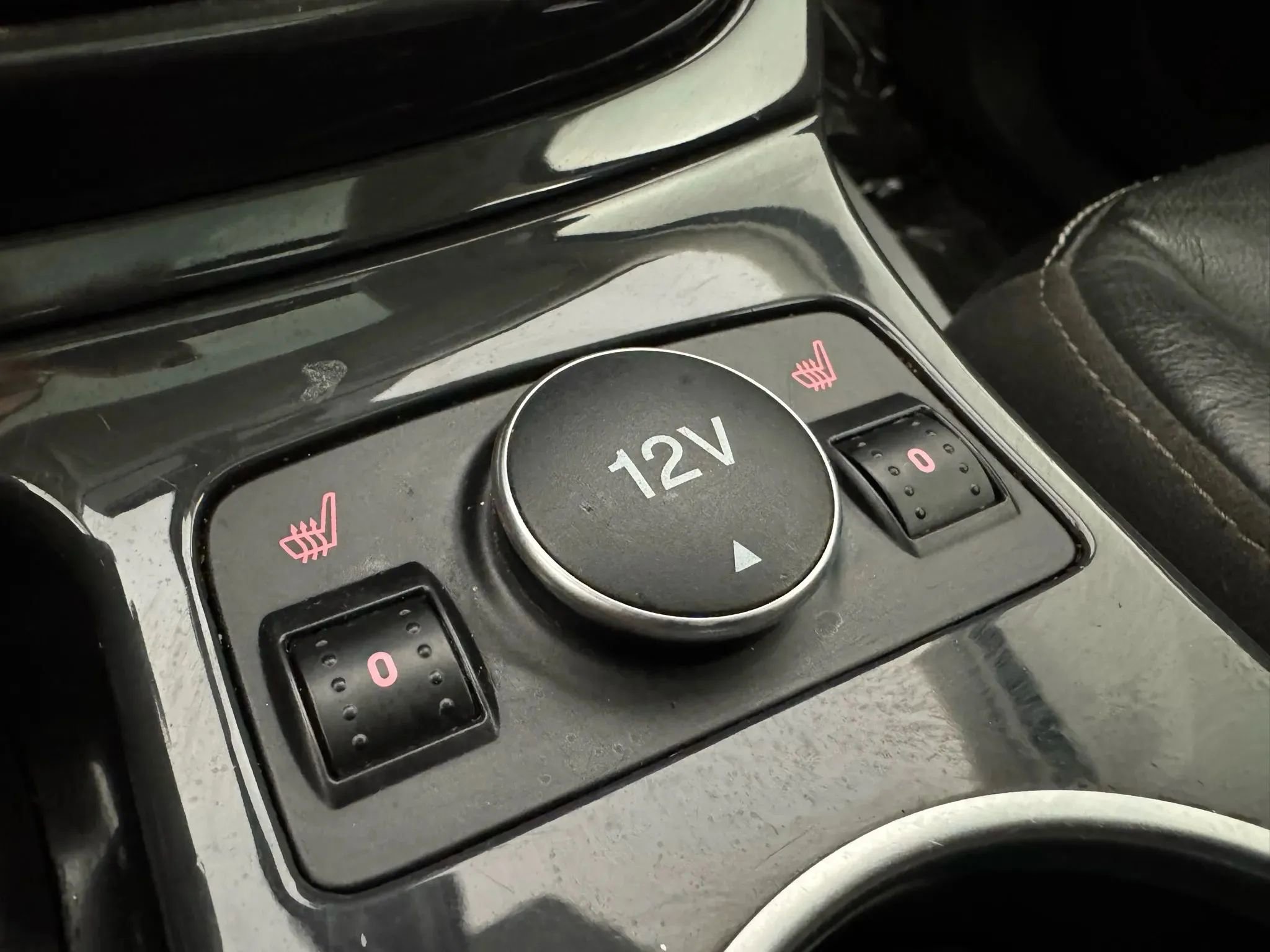 Used 2014 Ford Escape Titanium w/ Equipment Group 401A image 23