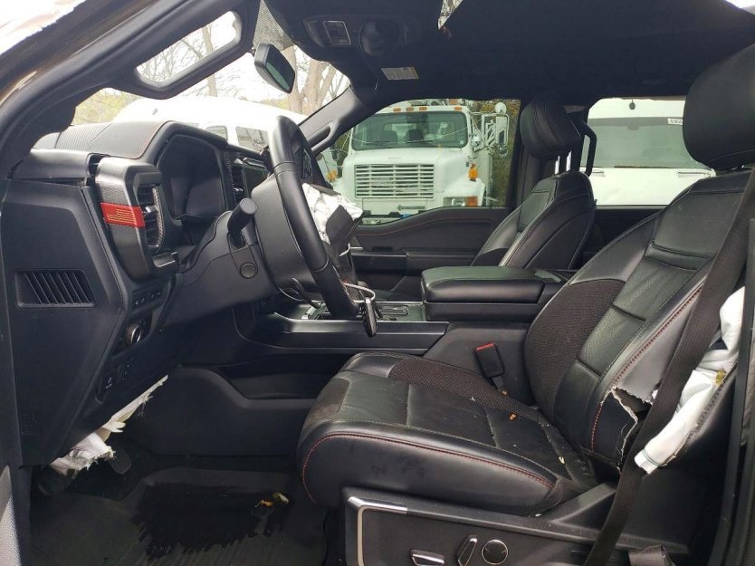 Used 2024 Ford F150 Raptor image 5