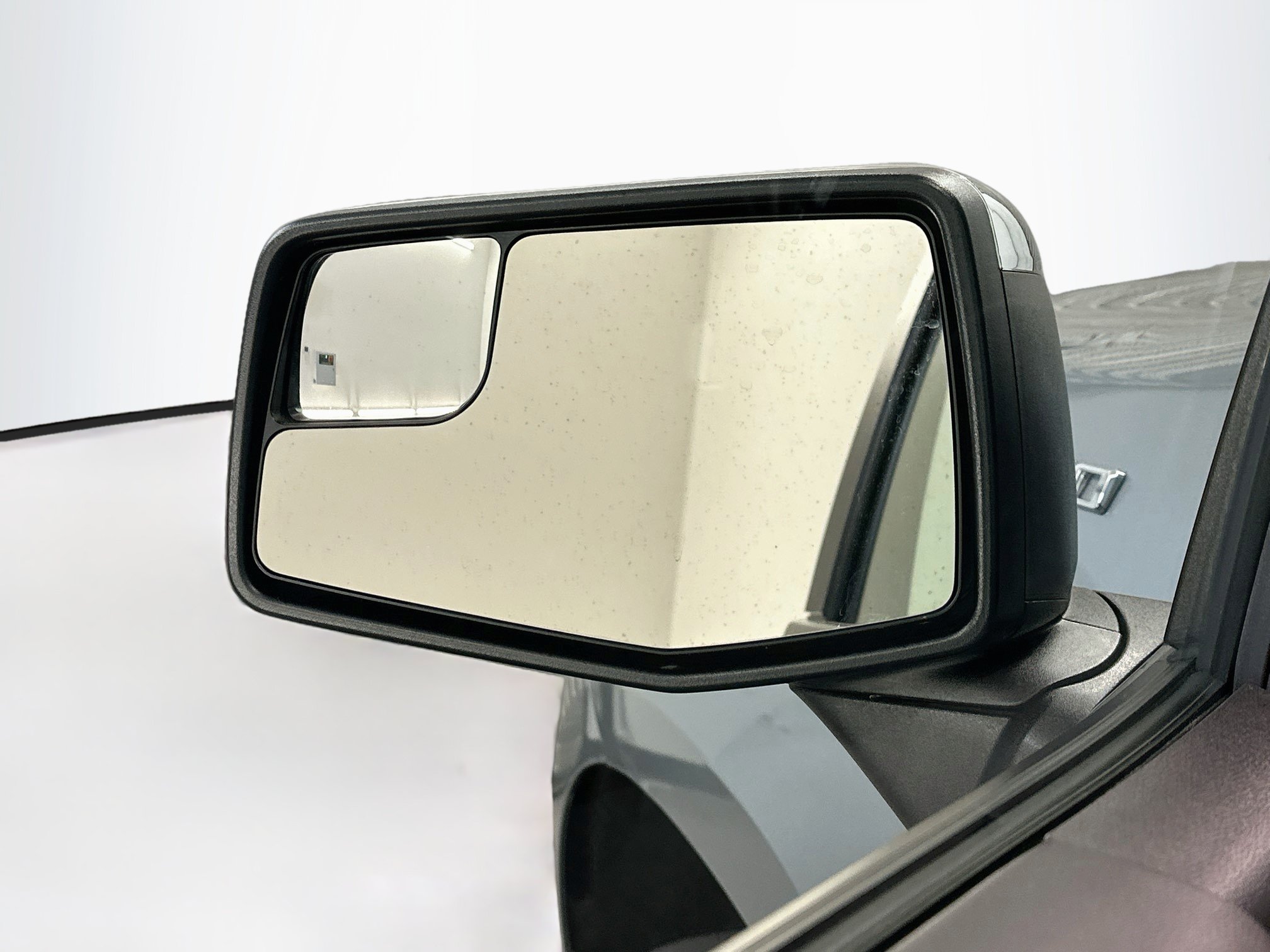 Used 2024 Chevrolet Silverado 1500 LT AWD/4WD image 16