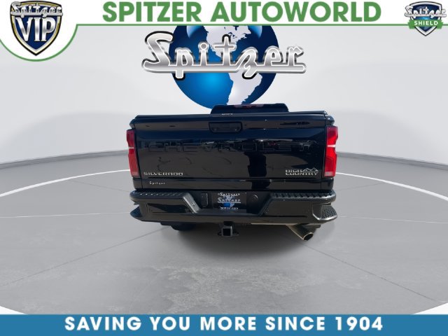 Used 2024 Chevrolet Silverado 2500 High Country w/ Technology Package AWD/4WD image 9
