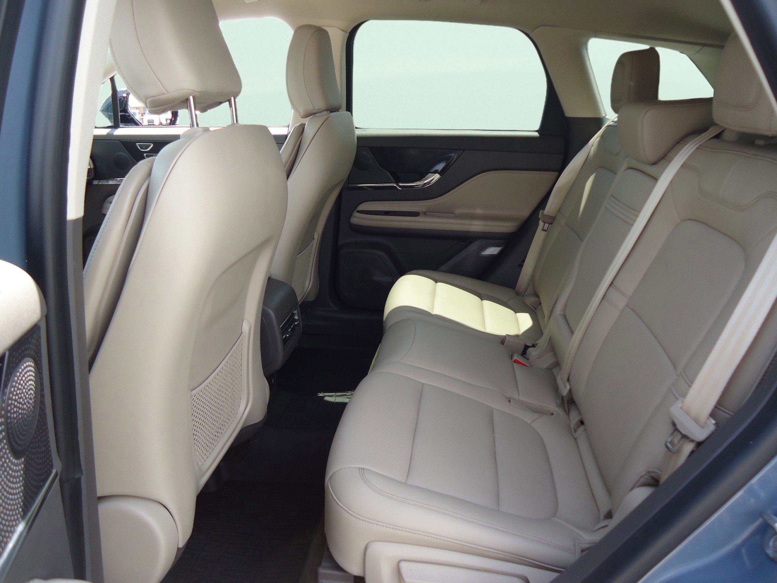 Used 2023 Lincoln Corsair AWD w/ Equipment Group 101A image 27