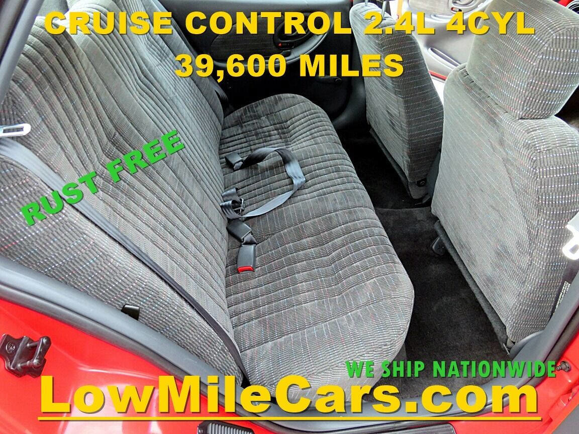 Used 1996 Pontiac Grand Am SE image 73