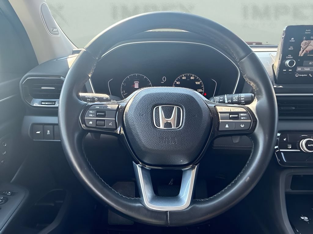 Used 2024 Honda Pilot Touring image 14