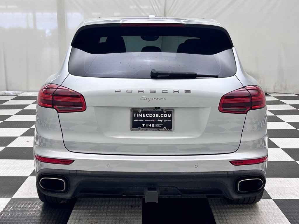 Used 2018 Porsche Cayenne Platinum Edition AWD/4WD image 6