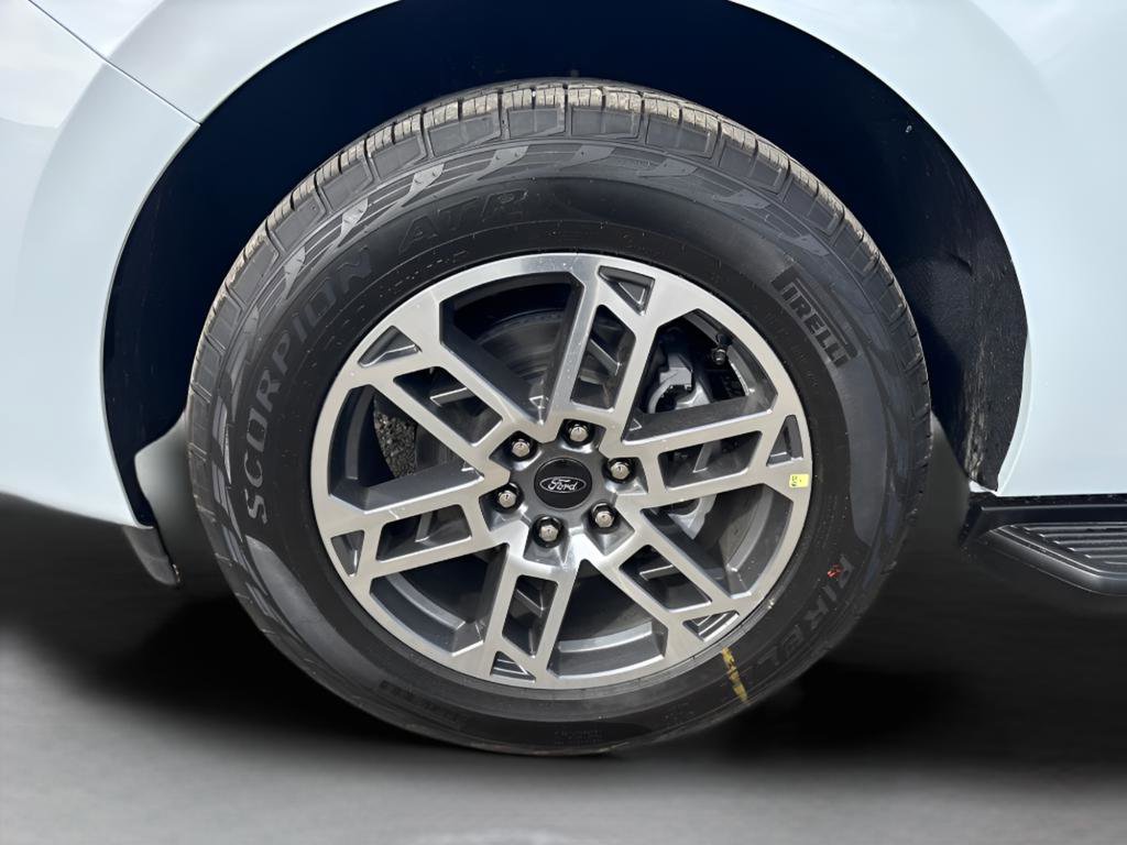 New 2026 Ford Expedition Max Active image 10