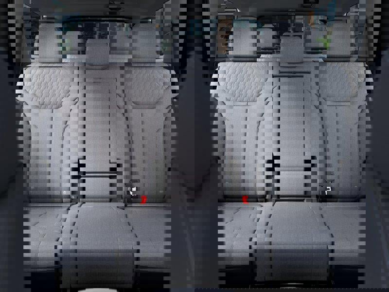 New 2025 Hyundai Palisade SE image 43