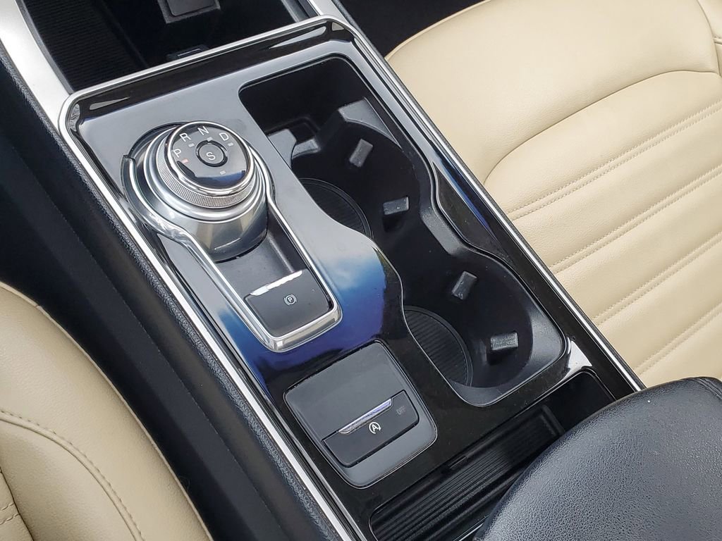 Used 2019 Ford Edge SEL w/ Equipment Group 201A image 25