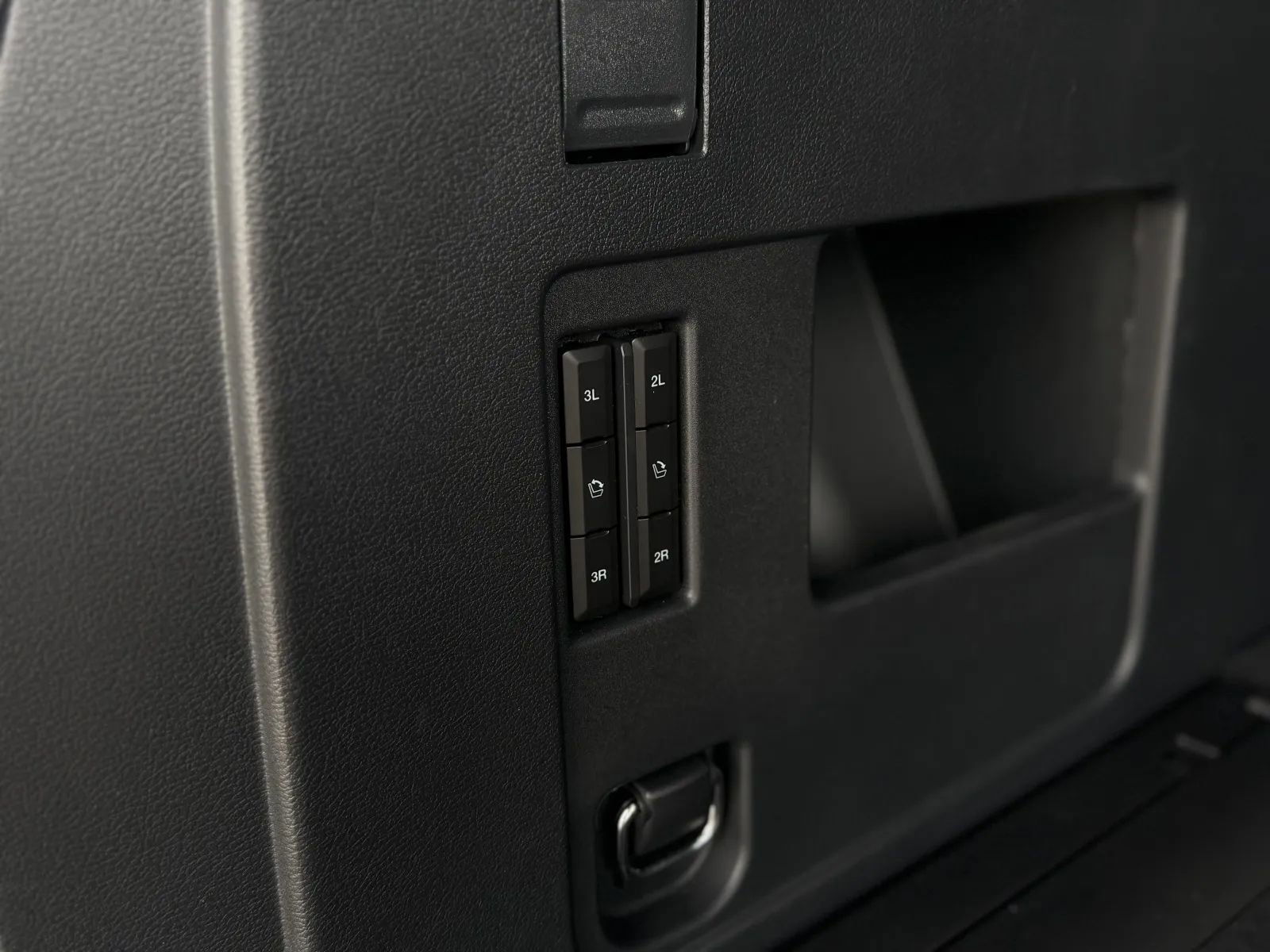 Used 2024 Ford Expedition Max Platinum image 18